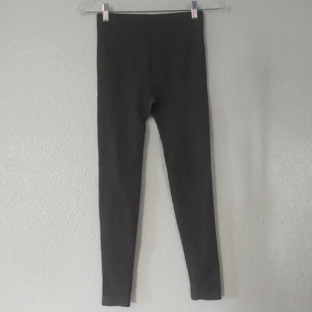 Women's size S gray ribbed leggings